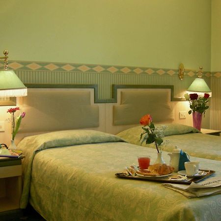 Buenos Aires Hotel Milaan Buitenkant foto