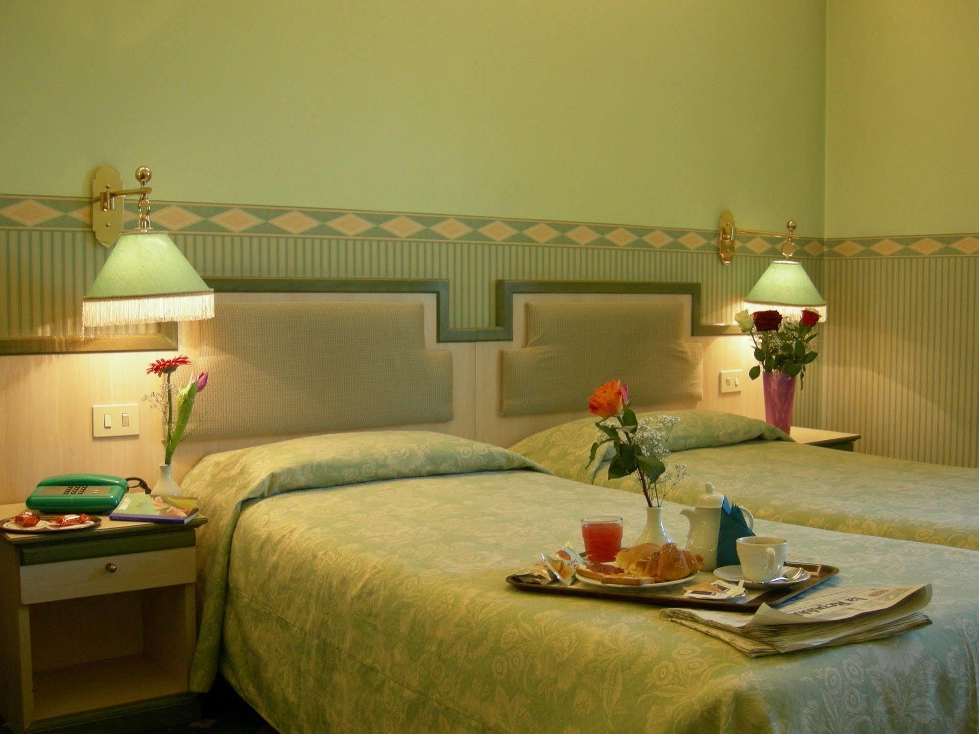 Buenos Aires Hotel Milaan Buitenkant foto